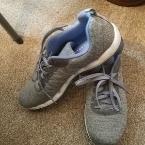 Sketchers Sneakers